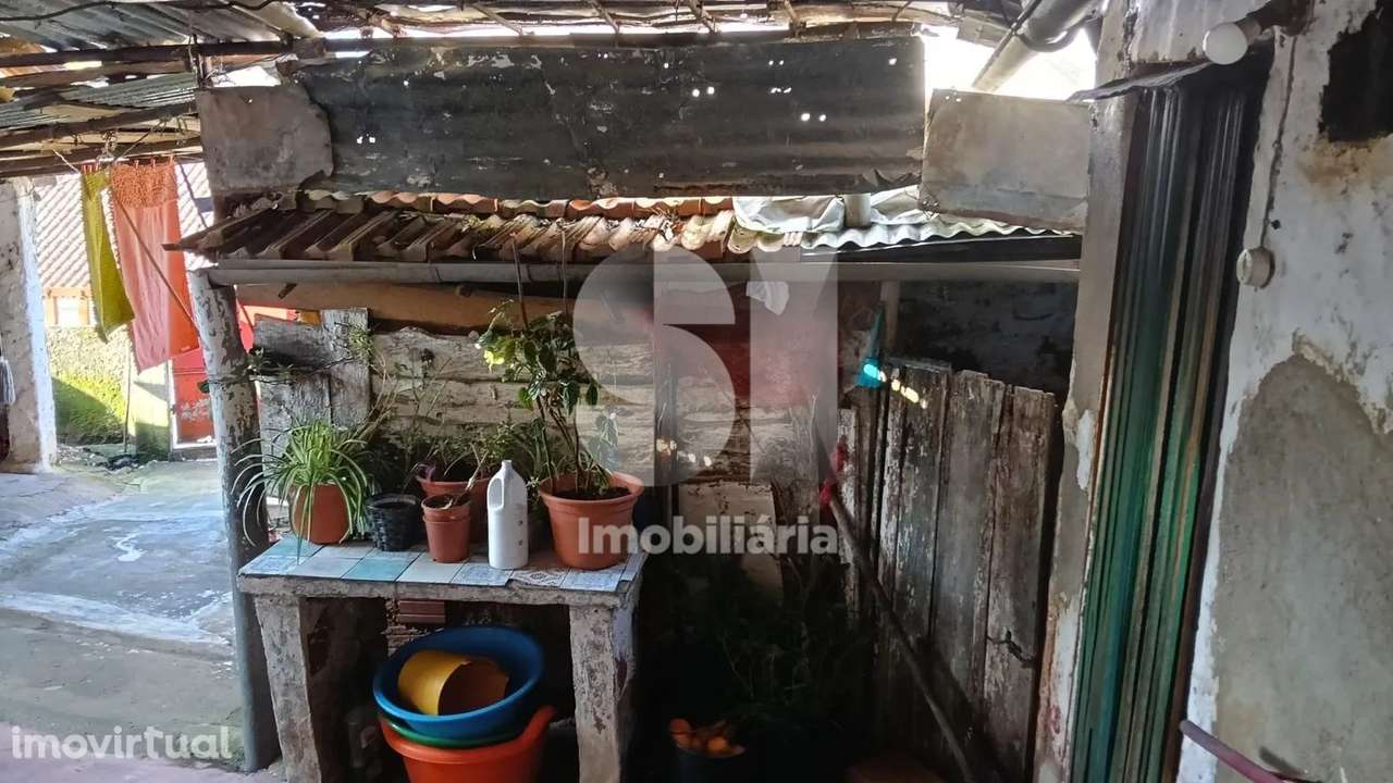 Casa com terreno para recuperar - Grande imagem: 4/19