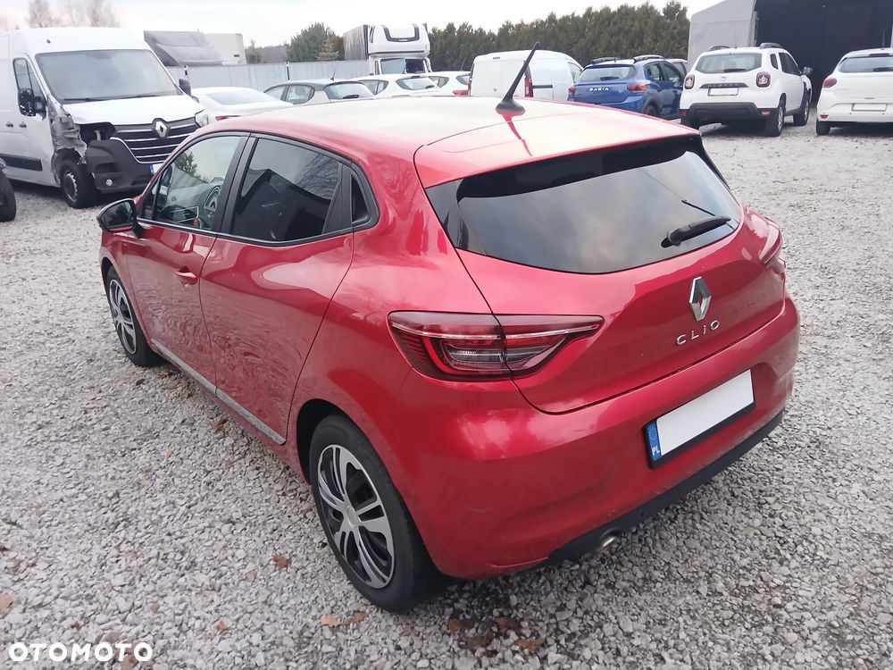 Renault Clio 1.0 TCe Zen Xtronic - 12