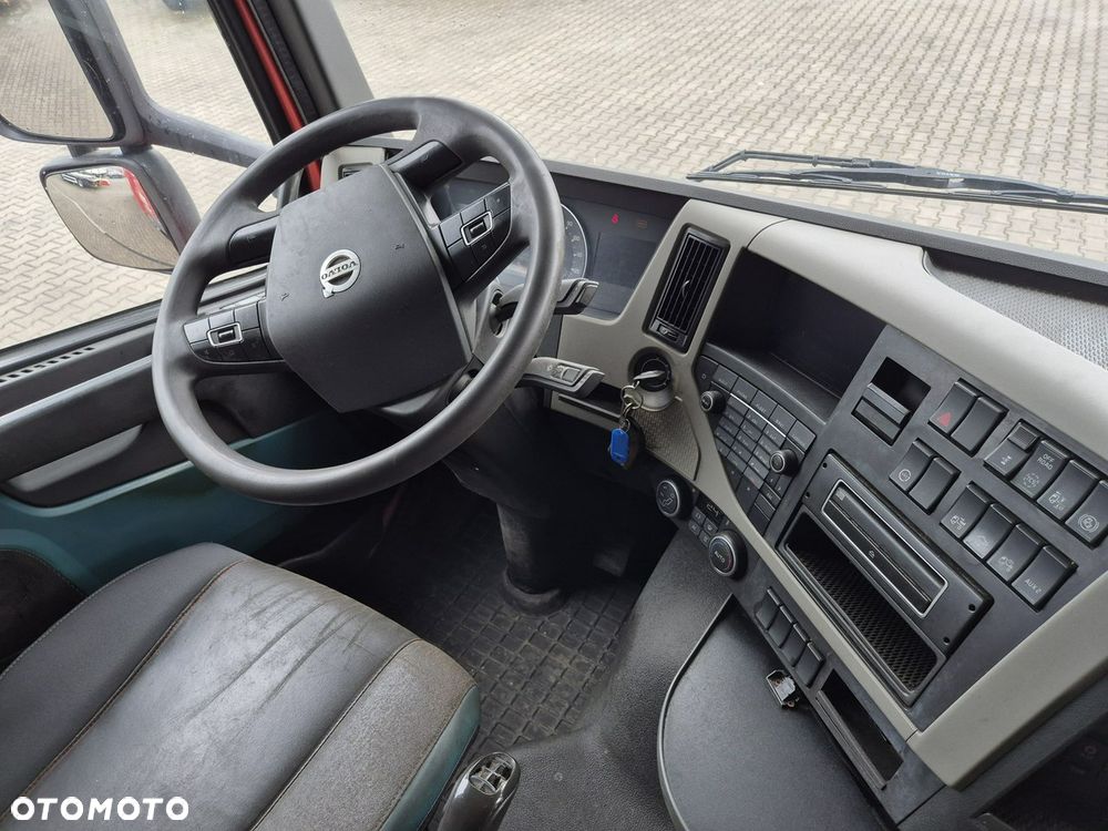 Volvo FM 330 AUTOMAT / UNIKATOWY / HDS / SKRZYNIA / BEZWYPADKOWY / SERWISOWANY / MOCNY / 1WŁ. / MOŻLIWY TRANSPORT - 34