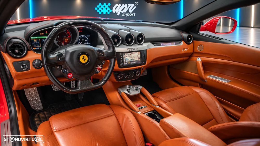Ferrari FF 6.3 V12 - 13