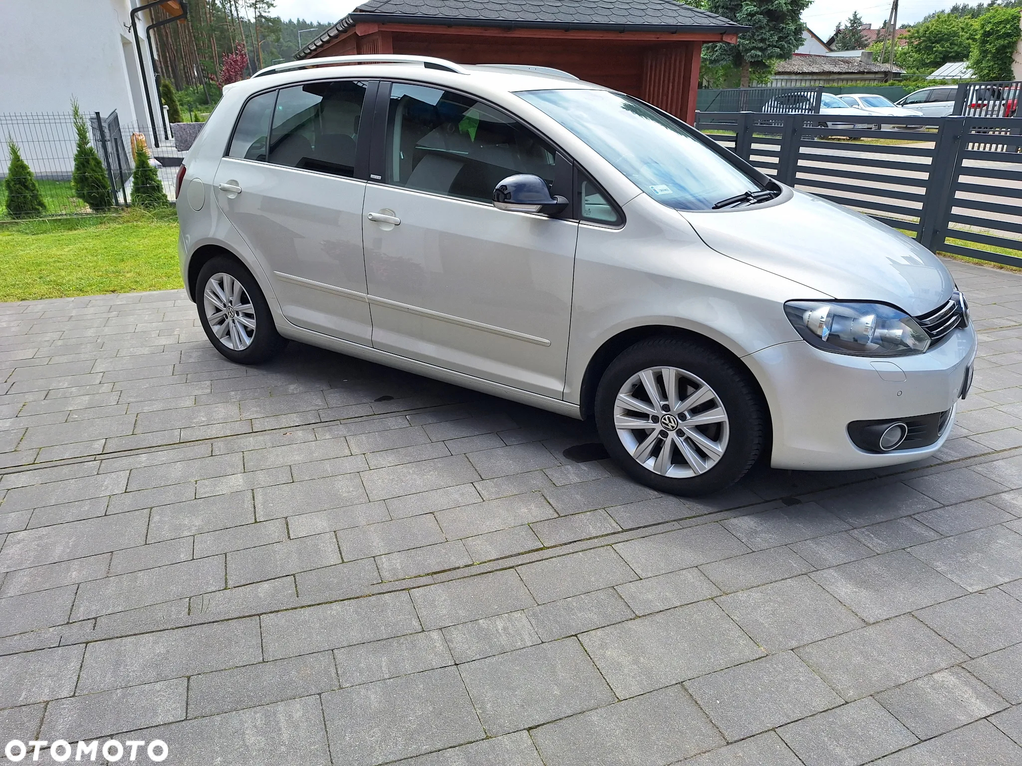Volkswagen Golf Plus 1.6 TDI DPF DSG Style - 4