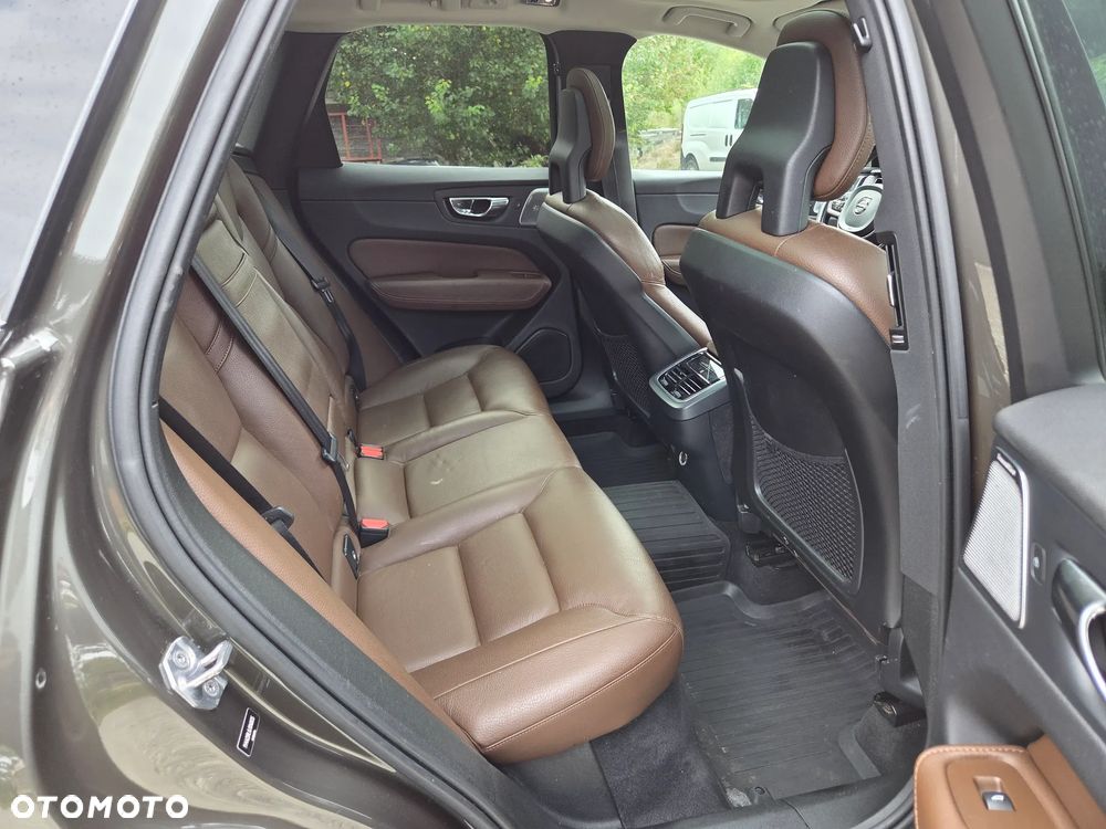 Volvo XC 60 T6 AWD Inscription - 13