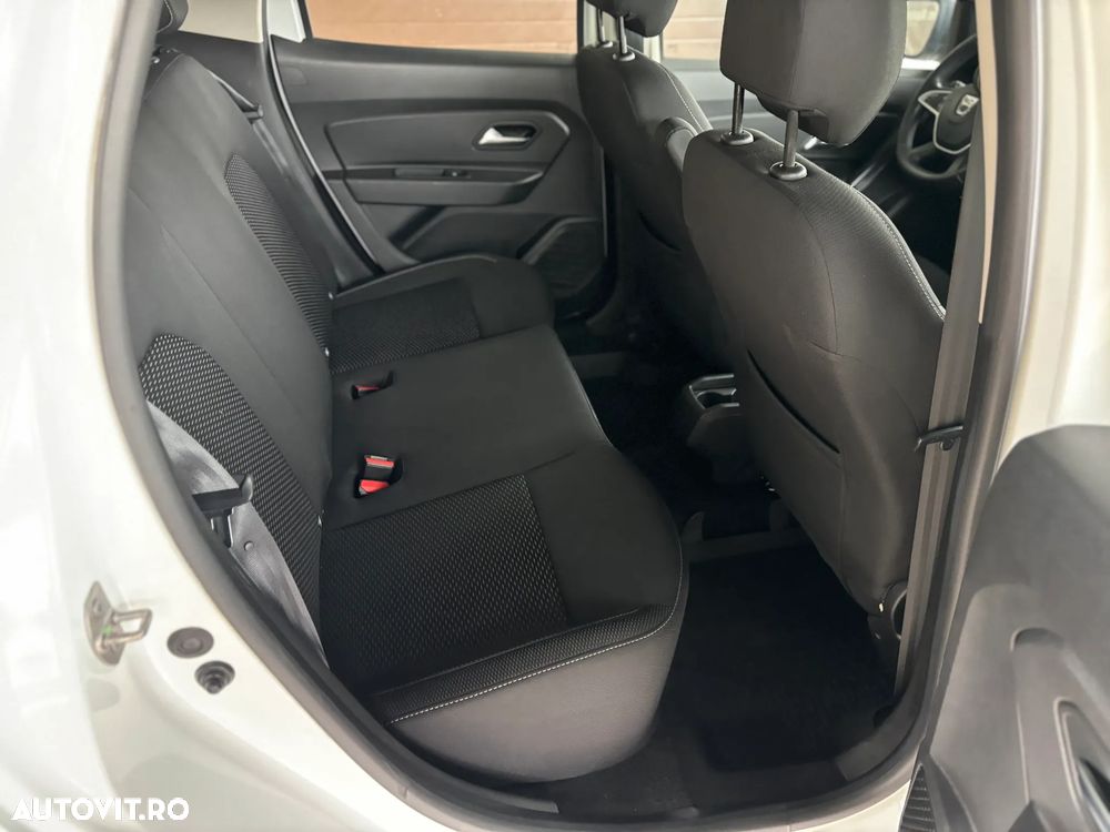 Dacia Duster 1.5 Blue dCi 4WD Comfort - 29