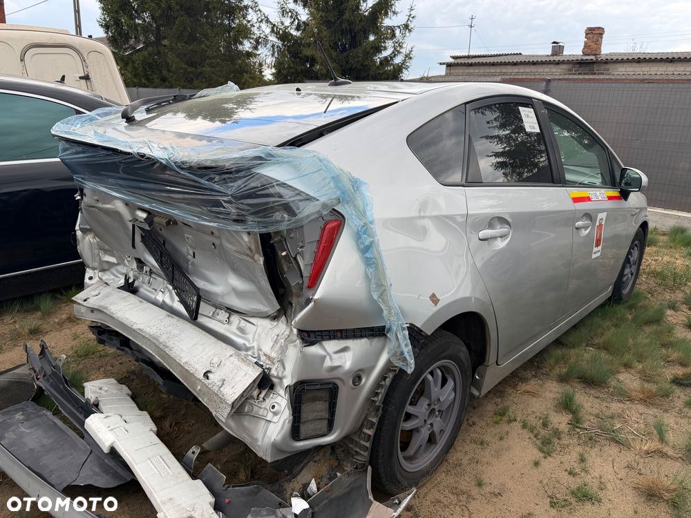 Toyota Prius - 5