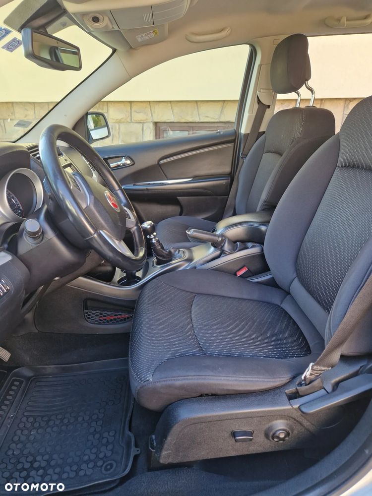 Fiat Freemont 2.0 Multijet Lounge - 13