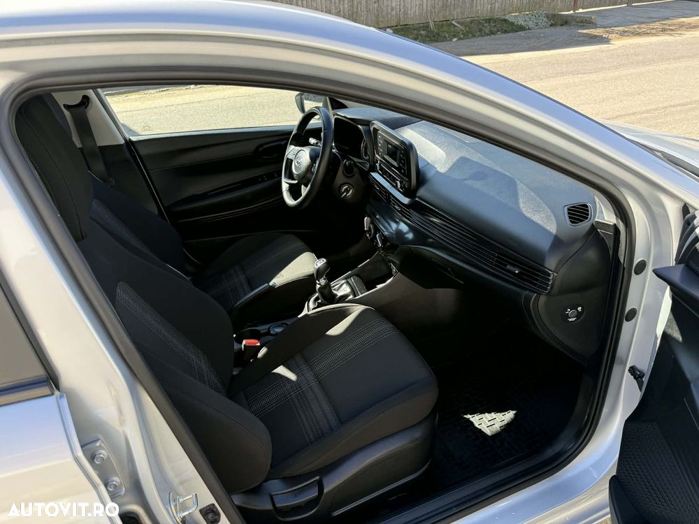 Hyundai i20 1.2 L 84CP 5DR Comfort - 11