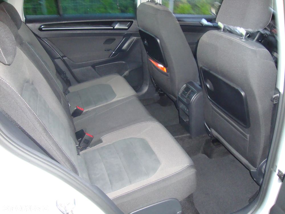 Volkswagen Golf Sportsvan - 8