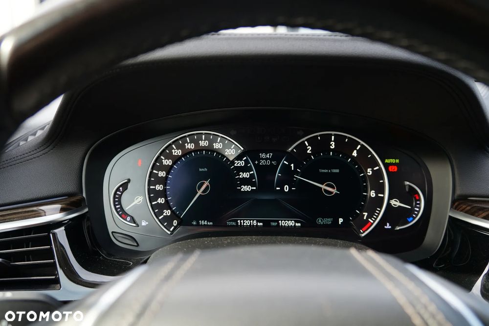 BMW Seria 5 540i xDrive Luxury Line - 14