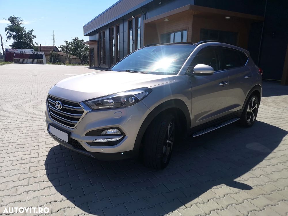 Hyundai Tucson 2.0 CRDI 4WD Automatik Premium - 7