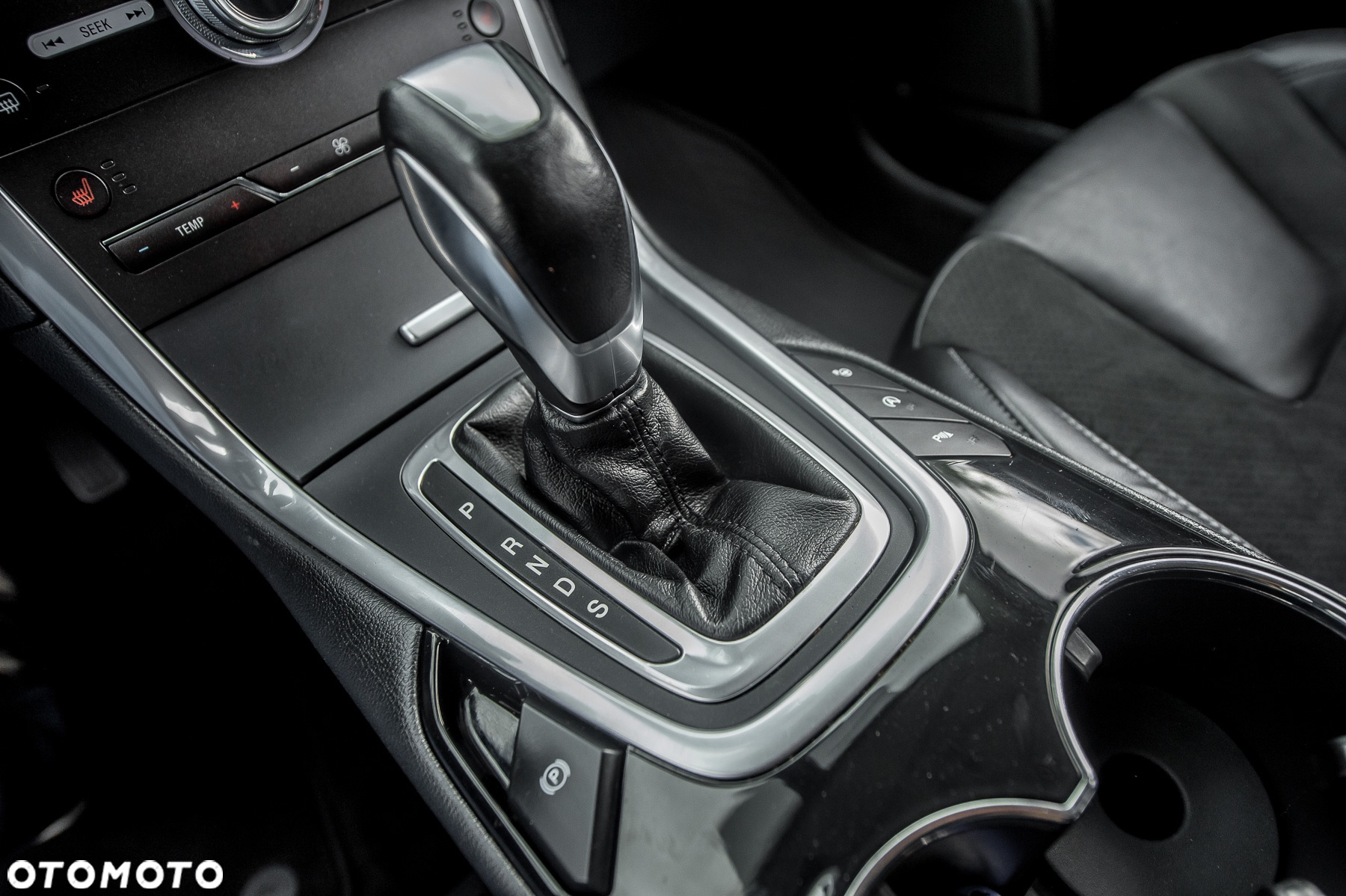 Ford S-Max 2.0 TDCi 4WD Titanium PowerShift - 31