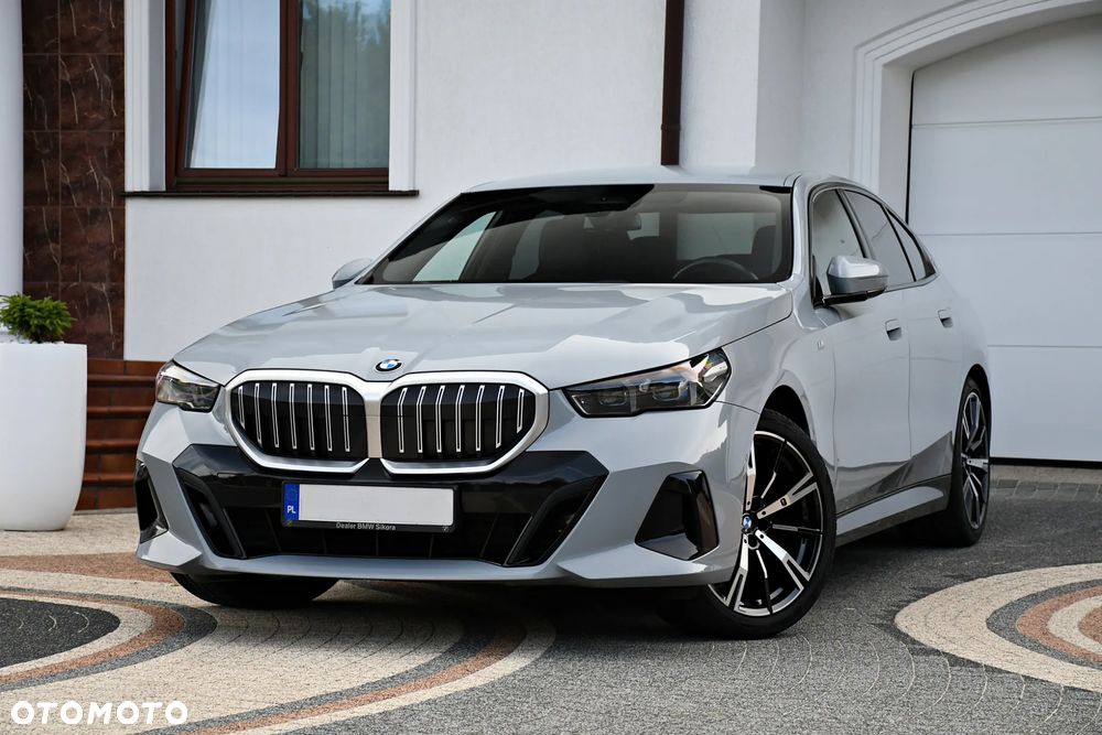 BMW Seria 5 520d mHEV M Sport - 2