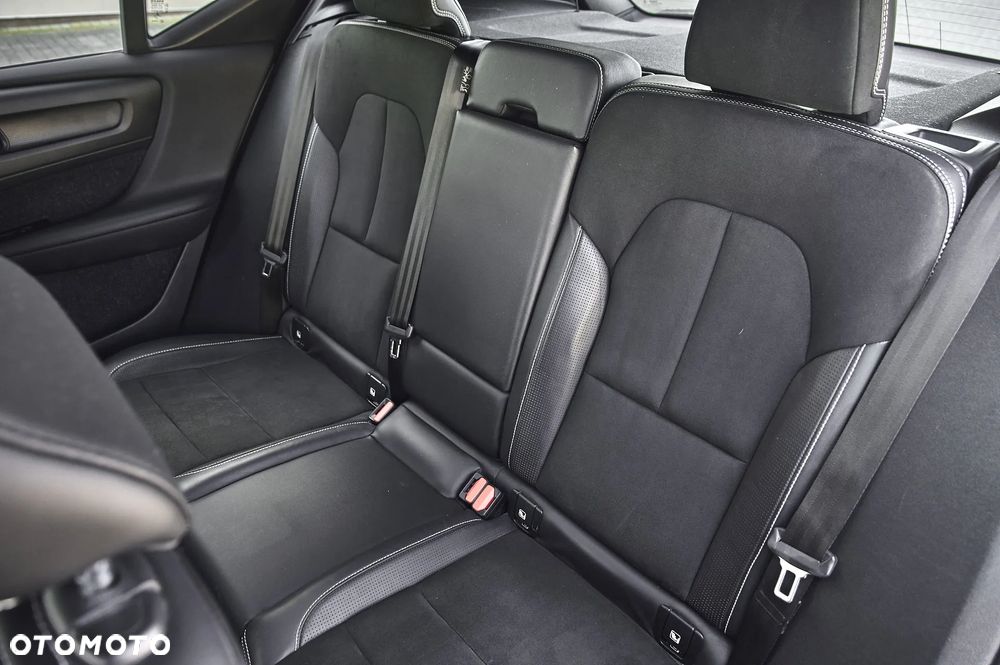 Volvo XC 40 P8 AWD Recharge RDesign - 8