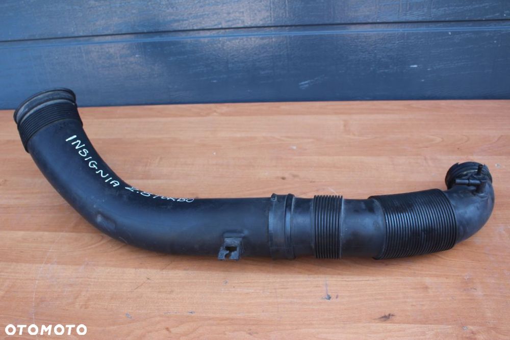 RURA PRZEWÓD POWIETRZA OPEL INSIGNIA A 2.8T V6 265KM 55560899