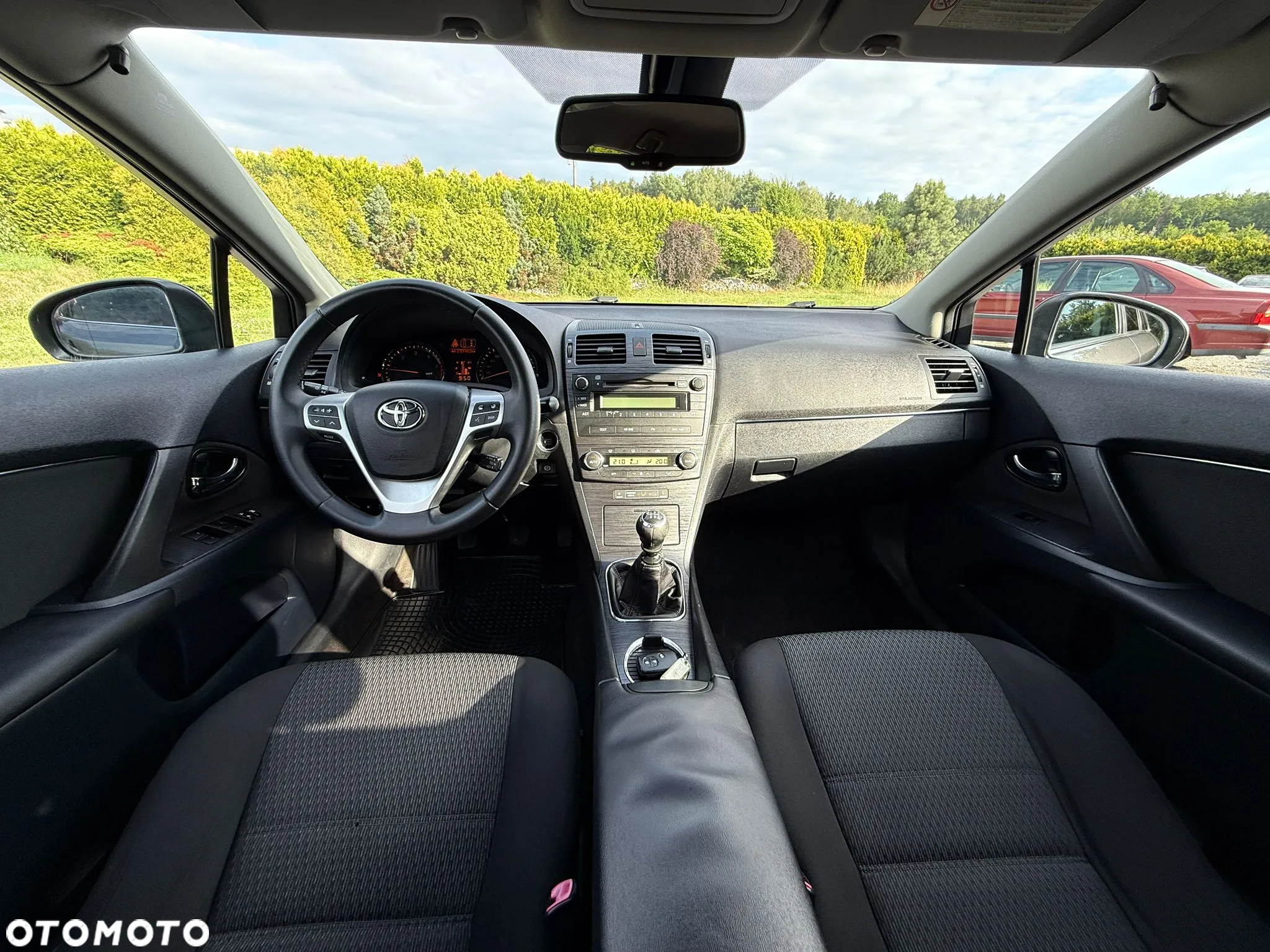 Toyota Avensis 2.0 D-4D Platinium - 11