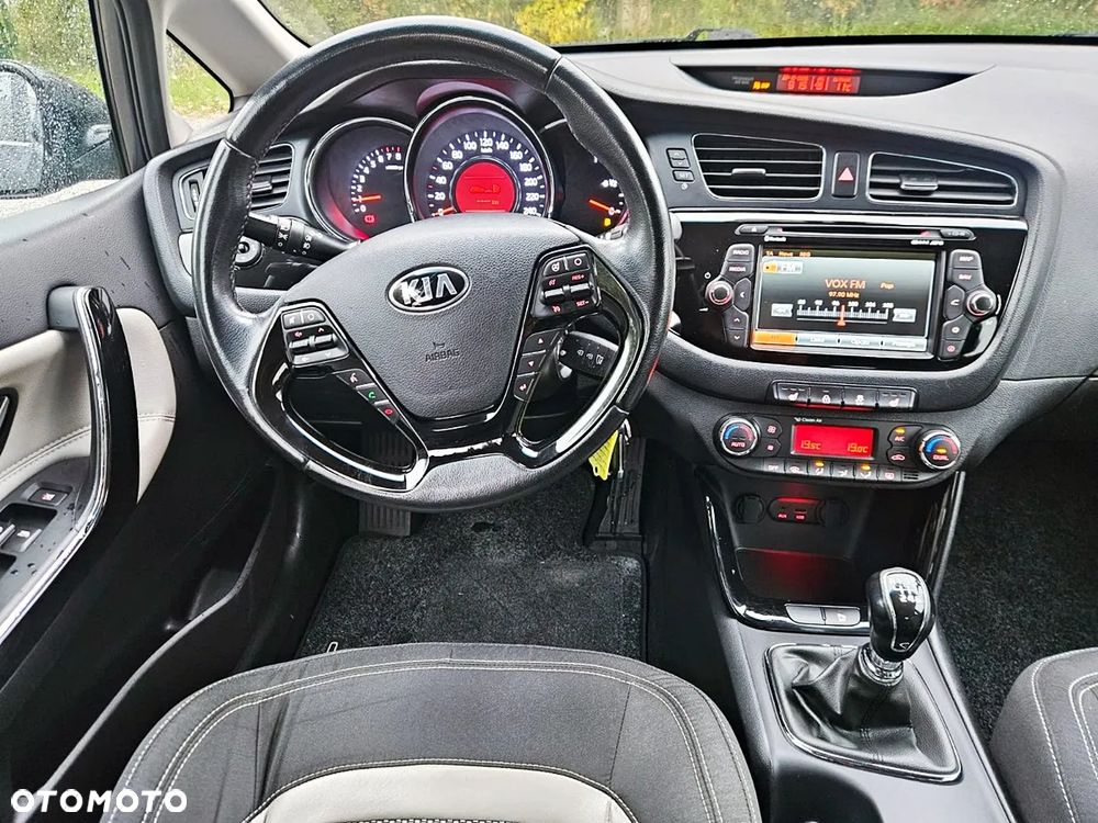 Kia Ceed 1.4 CVVT Spirit - 11