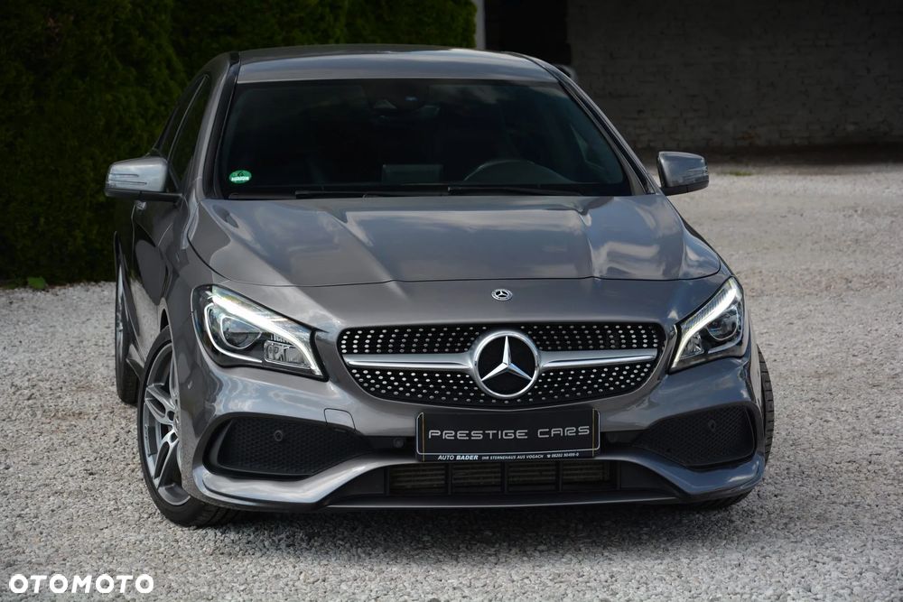 Mercedes-Benz CLA 180 7G-DCT AMG Line - 1