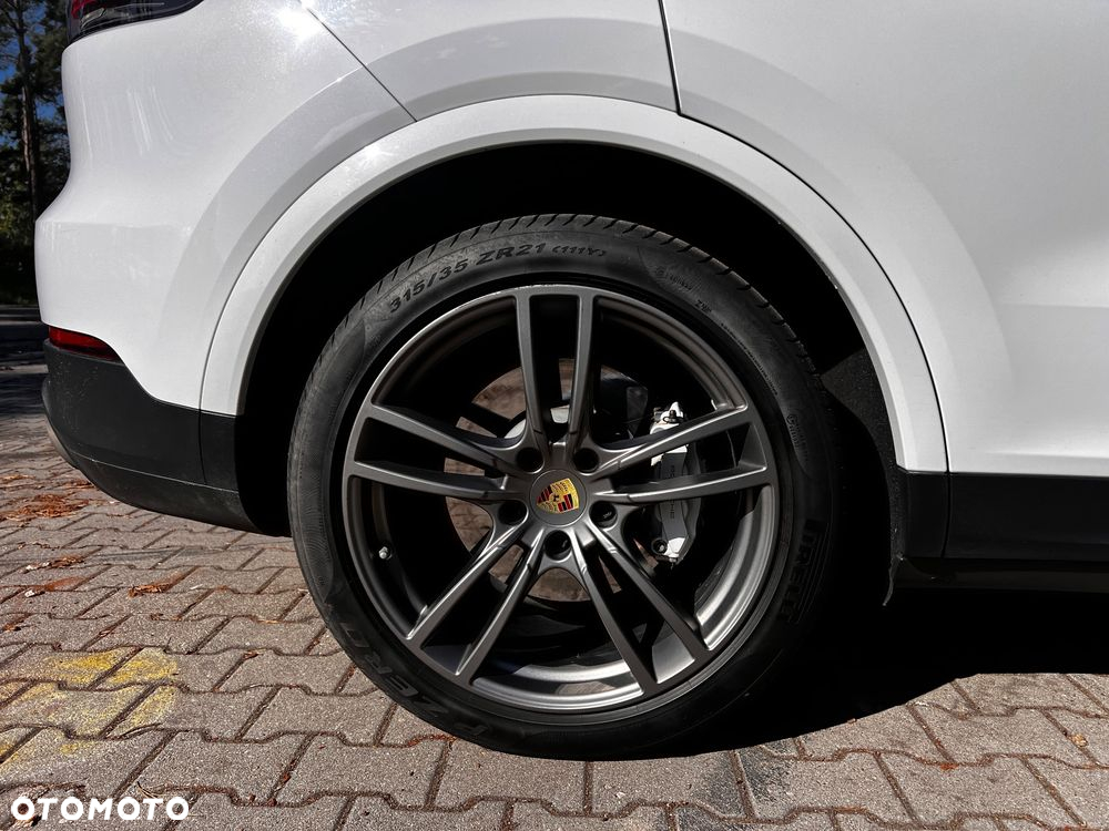 Porsche Cayenne S - 6