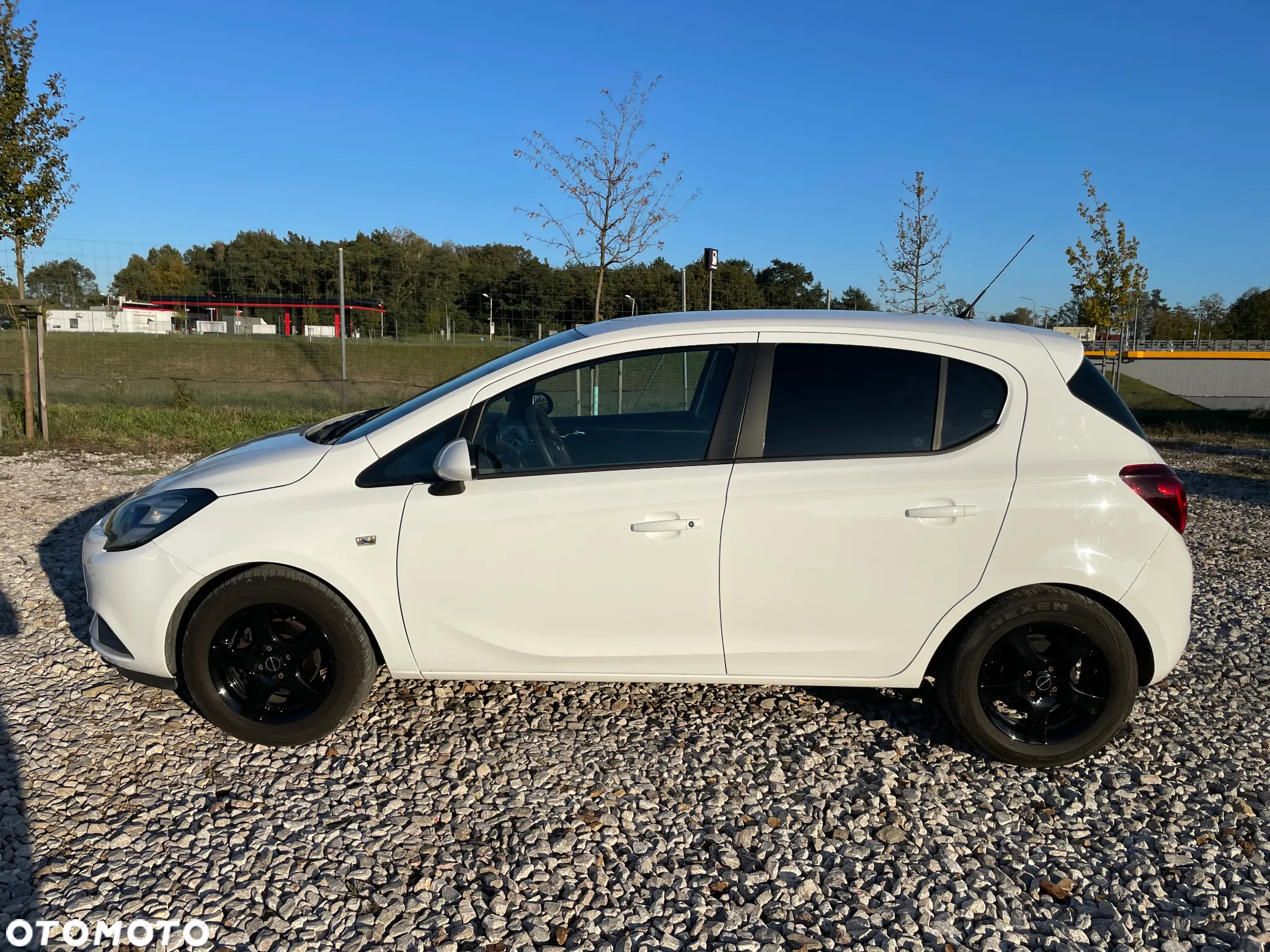 Opel Corsa 1.2 16V Color Edition - 8