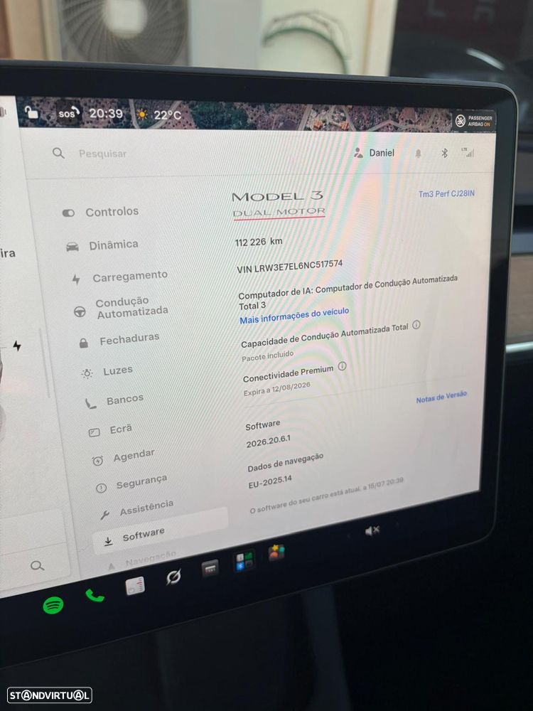 Tesla Model 3 Long Range AWD Dual Motor Performance - 4