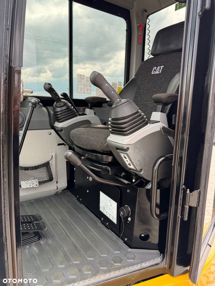 Caterpillar 304E2 - 22