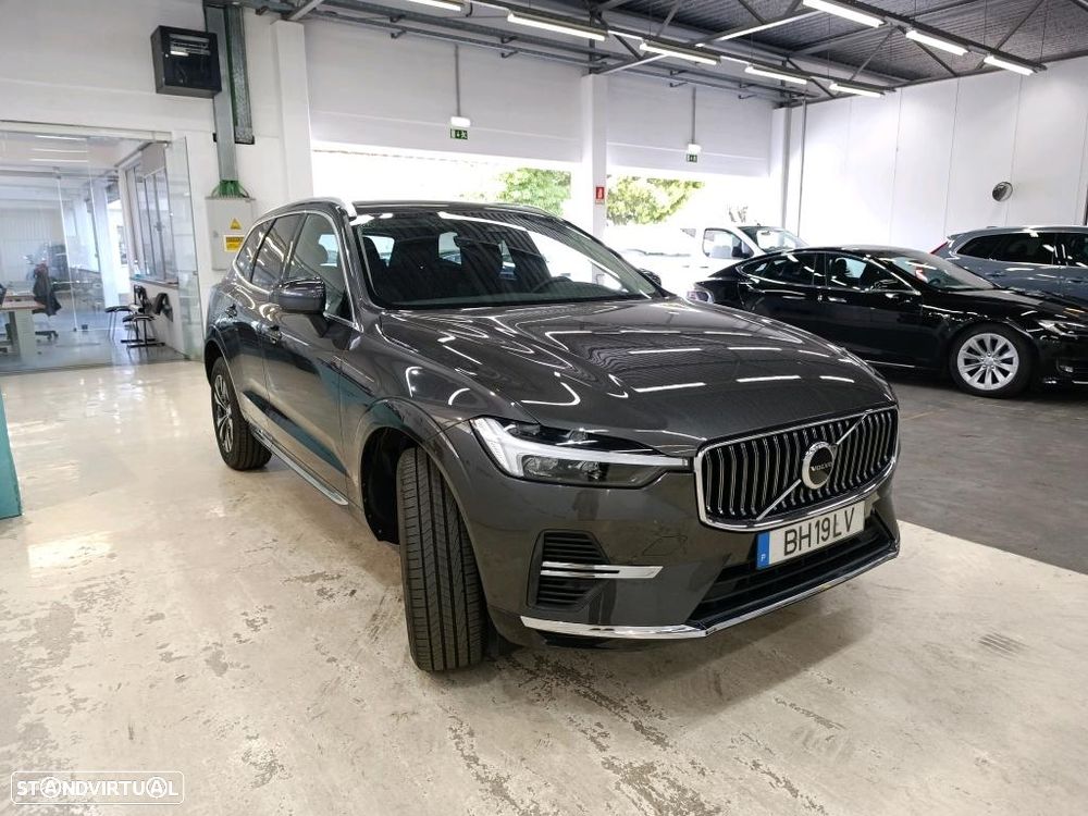 Volvo XC 60 2.0 T6 PHEV Core AWD - 5