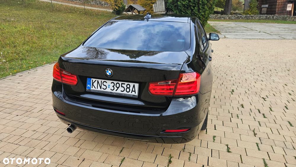 BMW Seria 3 2012 photo 5