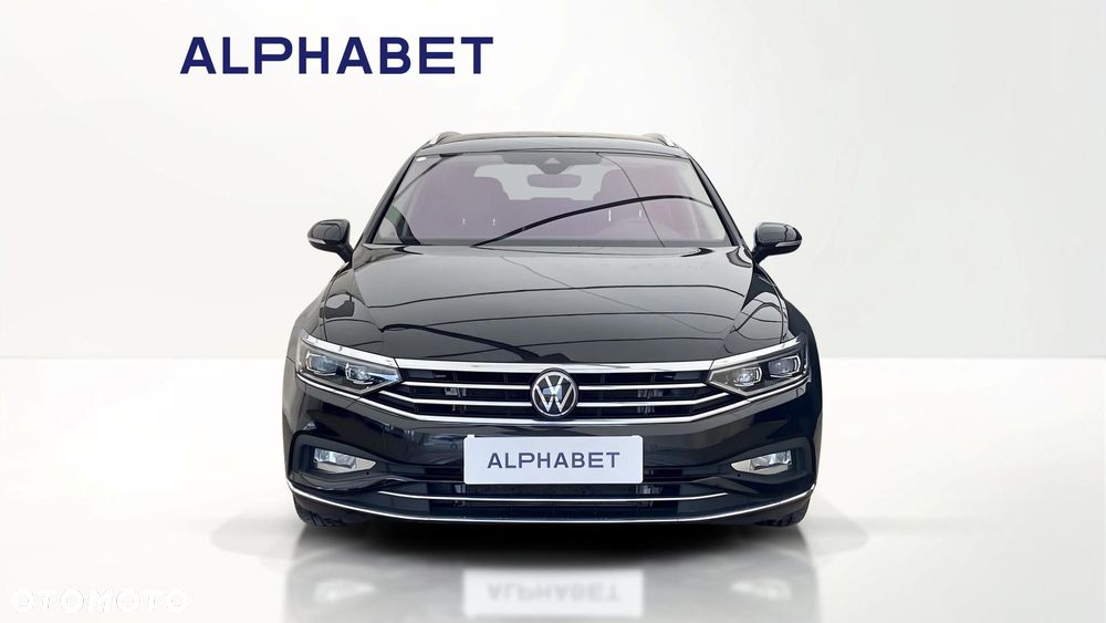 Volkswagen Passat - 8