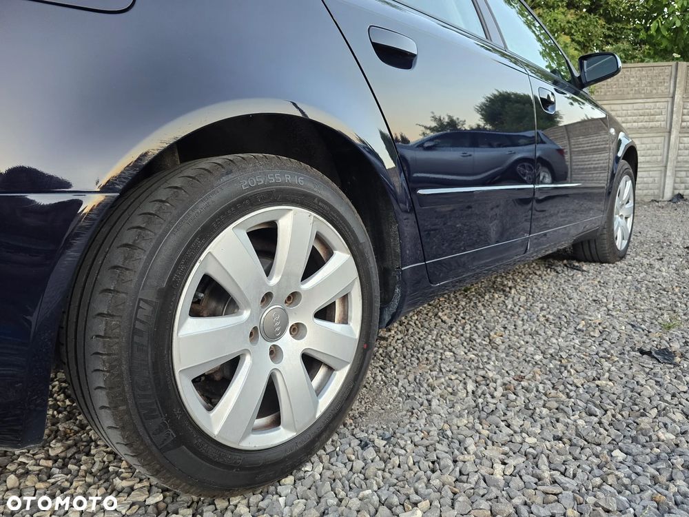Audi A4 Avant 2.0 TDI DPF - 16