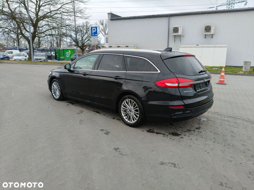 Ford Mondeo 2.0 TDCi Titanium PowerShift - 11