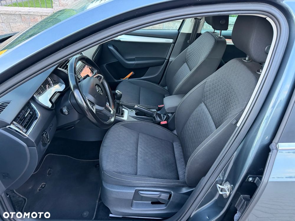 Skoda Octavia 1.6 TDI DPF Elegance - 11
