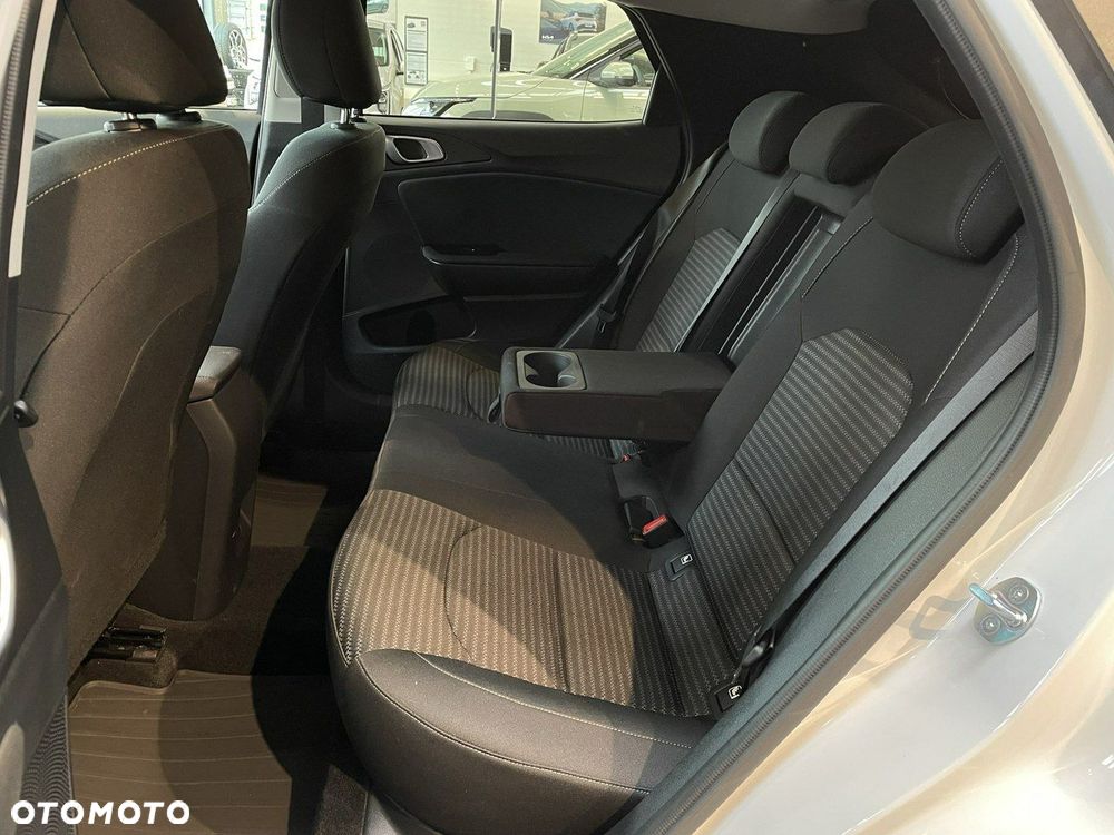 Kia XCeed - 20
