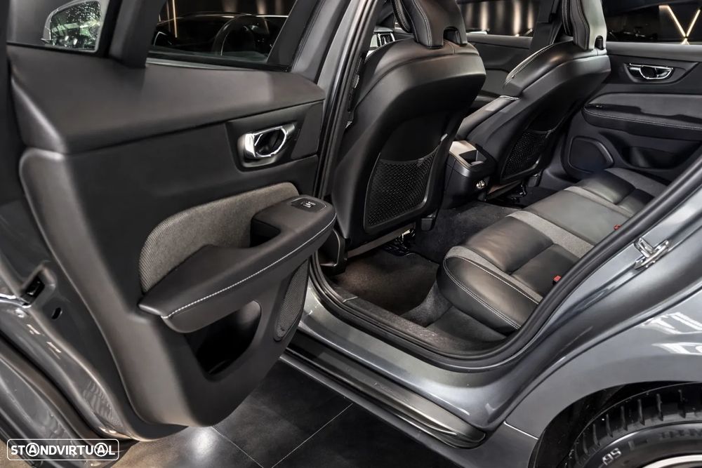 Volvo V60 2.0 D3 R-Design Geartronic - 10