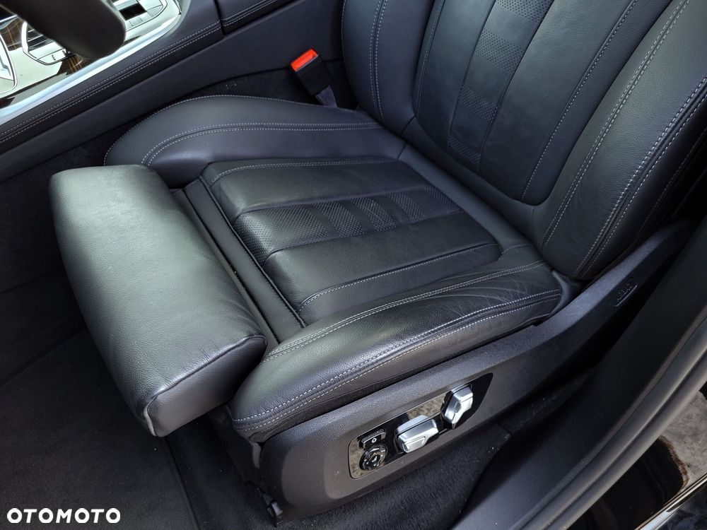 BMW X7 xDrive40d mHEV - 27