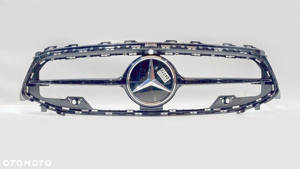 atrapa grill ramka znaczek mercedes cla w118 c118 lift amg a1188883800 - 1