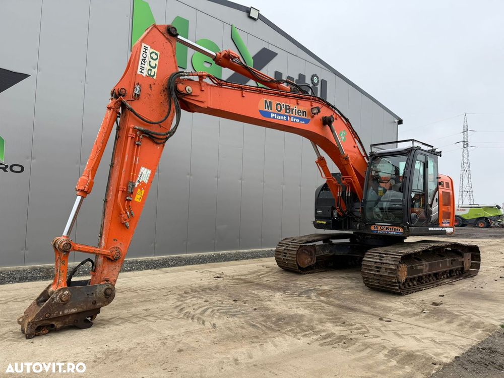 Hitachi ZX235 Excavator - 9