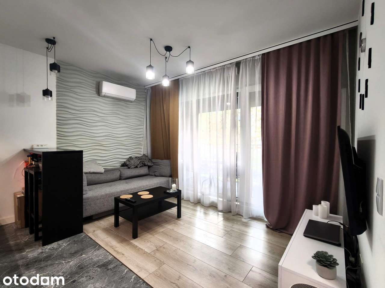 2 pokoje (36 m2) z garażem i klimatyzacją, ul. Taśmowa 8