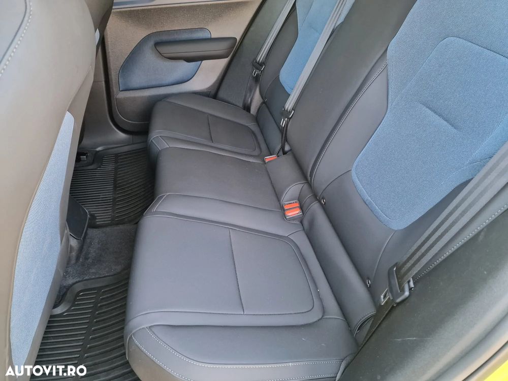 Volvo EX30 Single Motor Extended Range Plus - 24