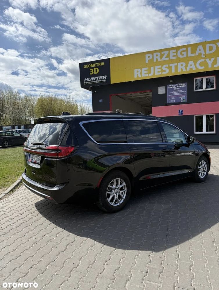 Chrysler Pacifica - 5