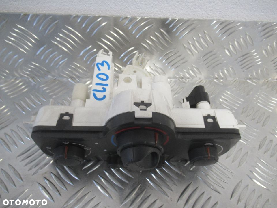 PANEL STEROWANIA NAWIEWEM KLIMATYZACJĄ RENAULT CLIO III 3 MODUS - 3
