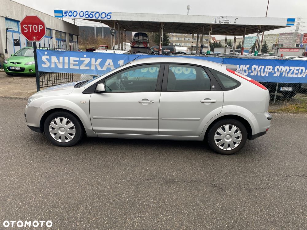 Ford Focus 1.6 Ti-VCT Titanium - 14