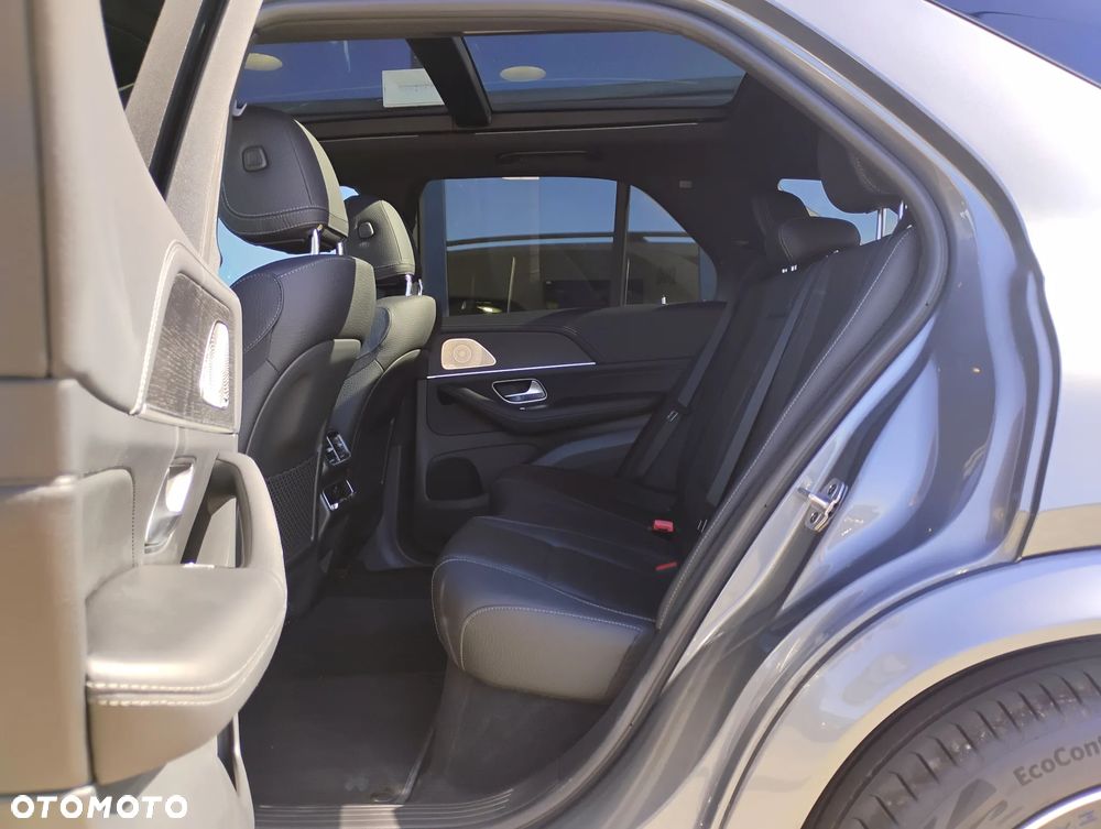 Mercedes-Benz GLE - 12