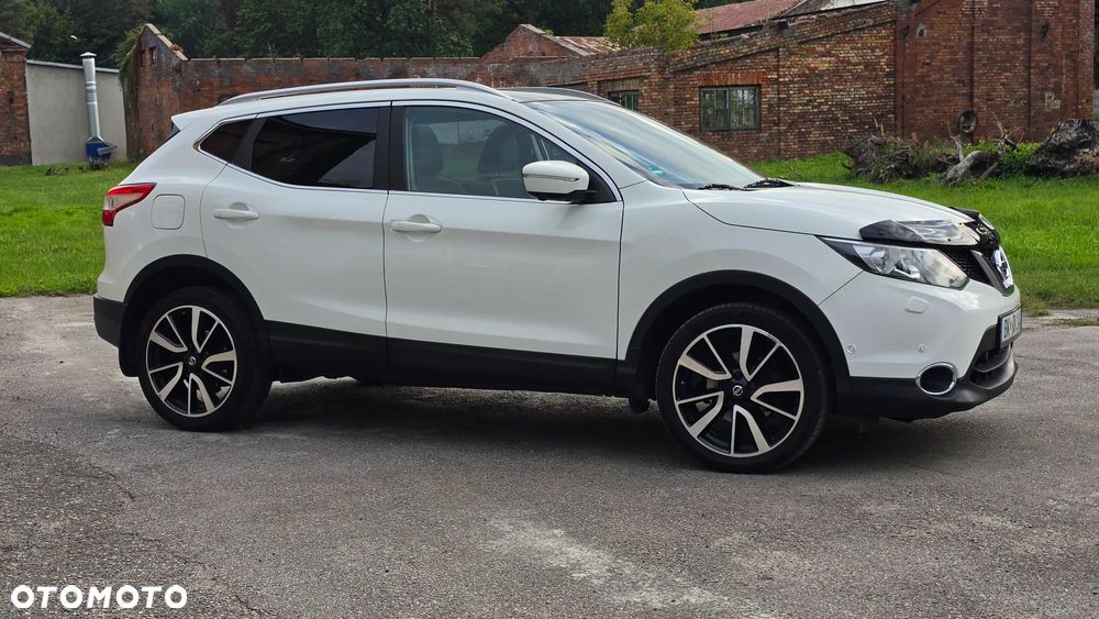 Nissan Qashqai 1.2 DIG-T Xtronic TEKNA+ - 5