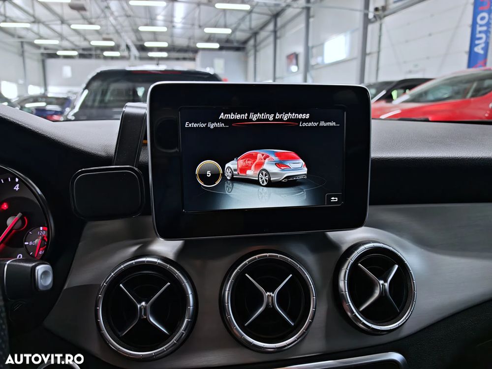 Mercedes-Benz CLA 220 d Shooting Brake 7G-DCT - 15