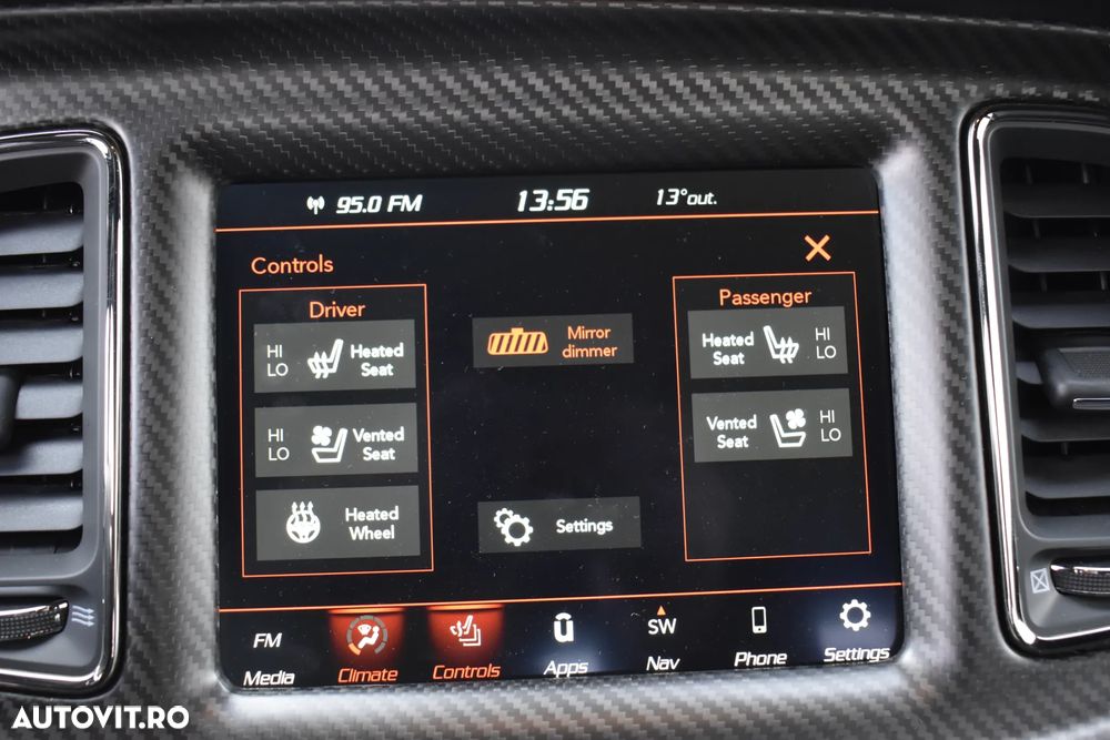 Dodge Challenger - 21