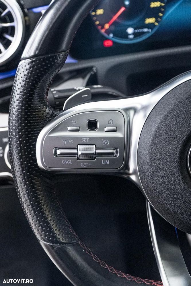 Mercedes-Benz CLA 200 7G-DCT Edition AMG Line - 18