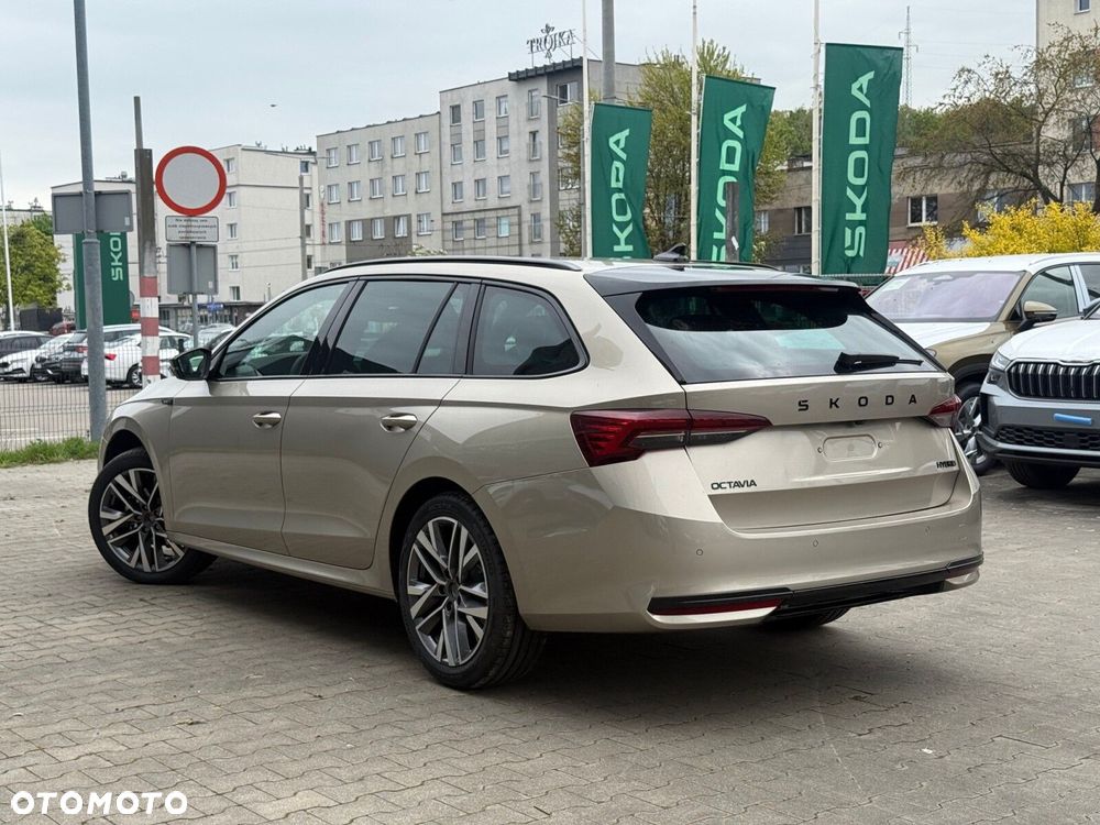 Skoda Octavia 1.5 TSI mHEV Sportline DSG - 8