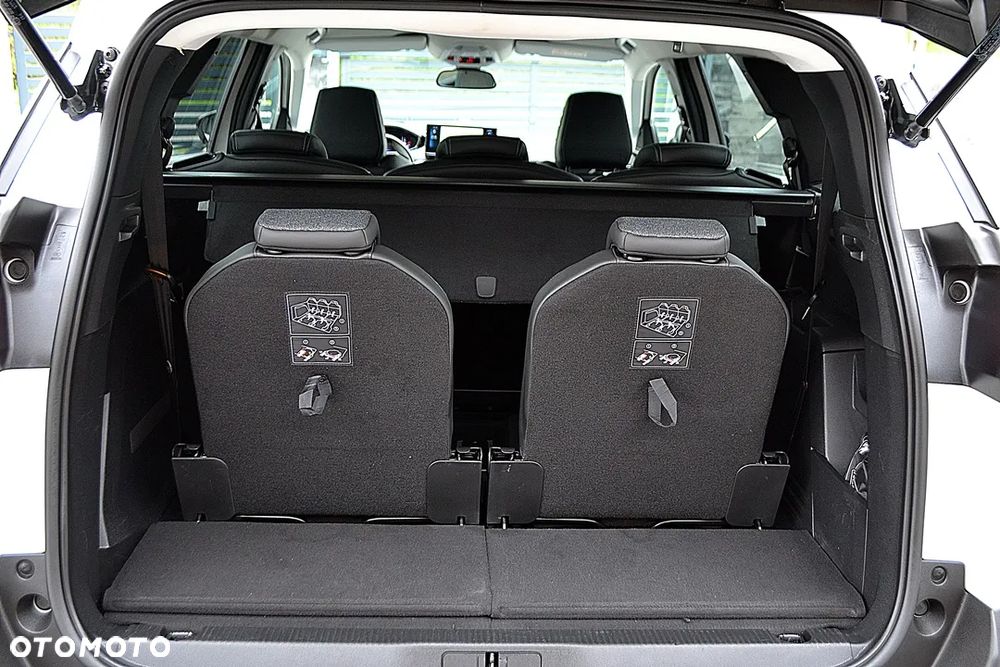 Peugeot 5008 BlueHDi 180 EAT8 Allure - 21