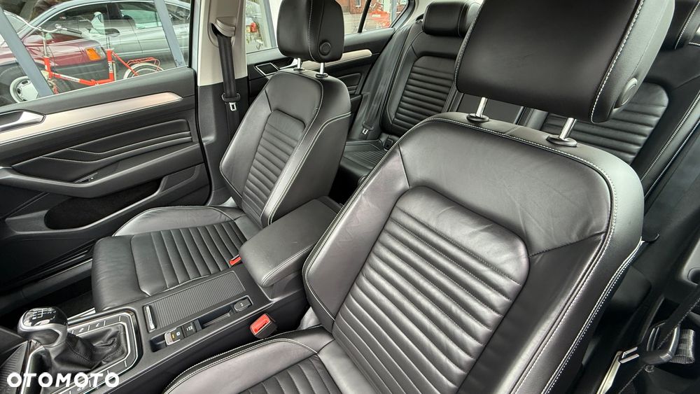 Volkswagen Passat 2.0 TDI (BlueMotion Technology) Trendline - 24