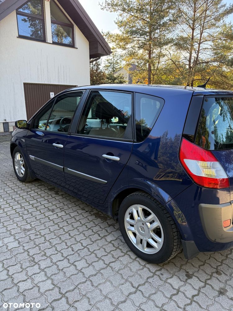 Renault Scenic - 4