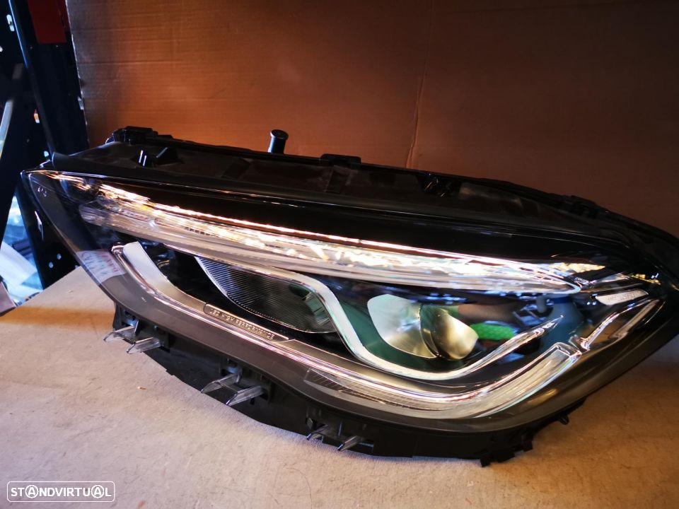 MERCEDES GLA FAROL ESQUERDO - FF238 - 7